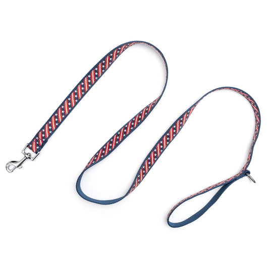 Stars and stripes leash extended