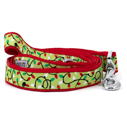 Green Christmas Lights Nylon Dog Leash — coiled leash